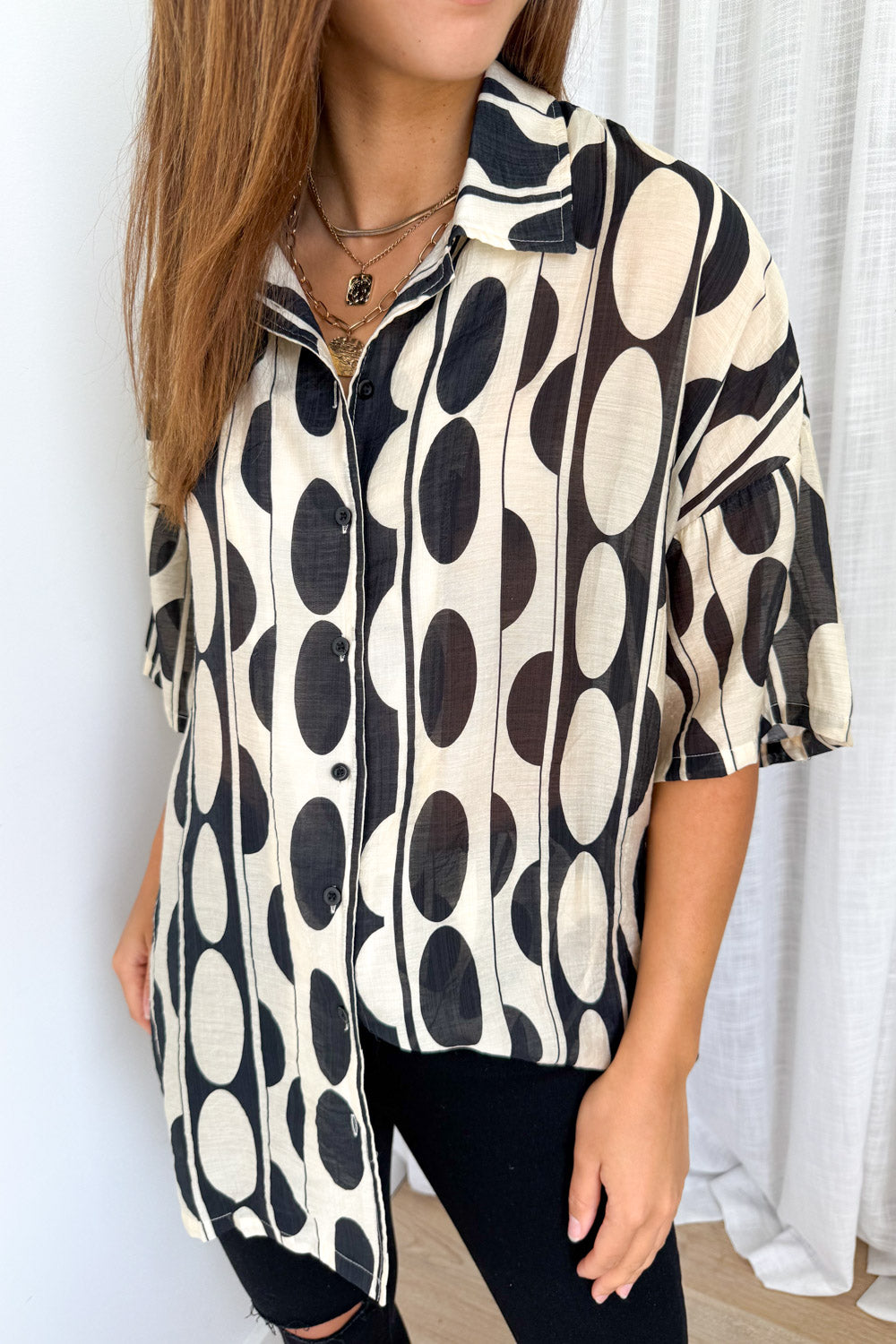 Dela Shirt - Black Sand Spot