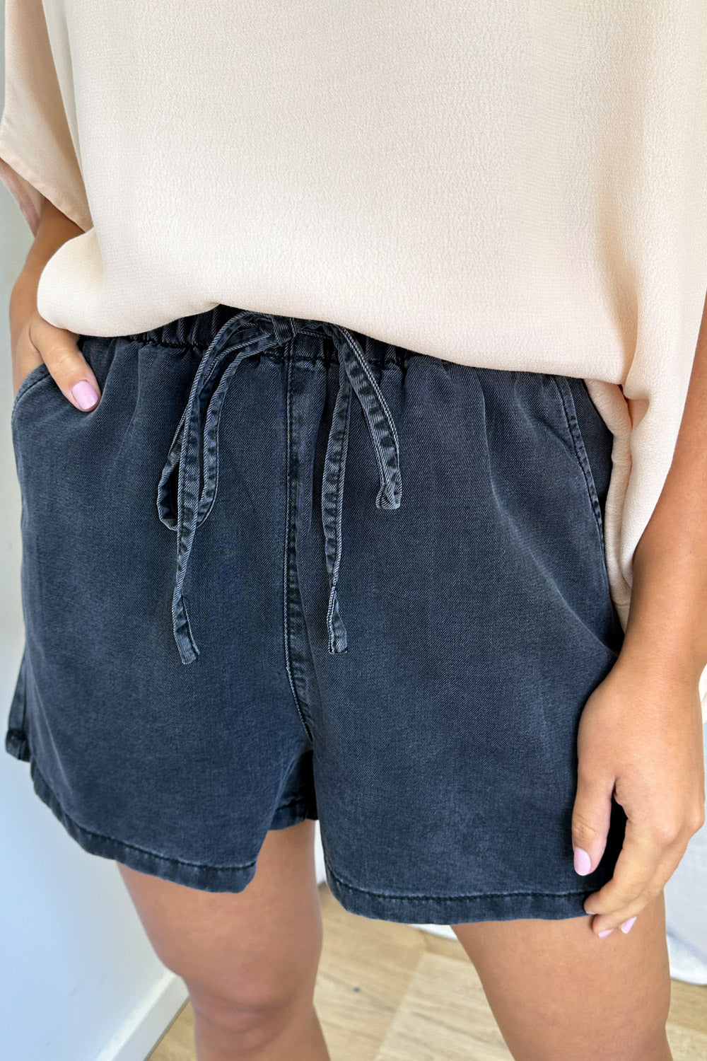 Etta Shorts