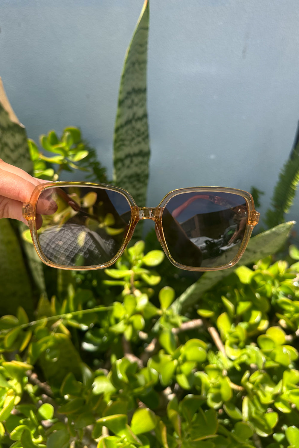 The Squared Foldie Sunglasses - Golden Ombre