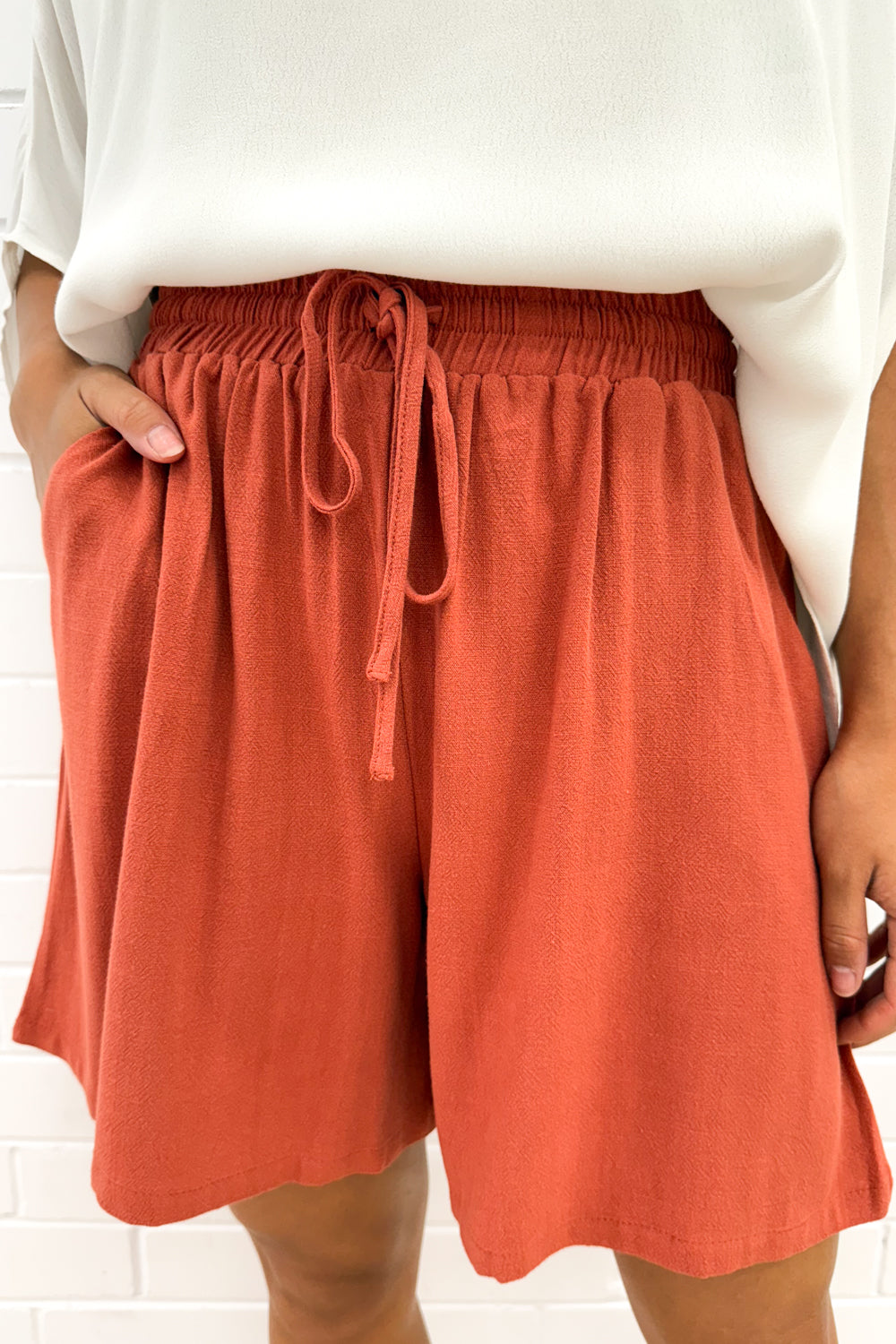 Jordyn Shorts - Rust