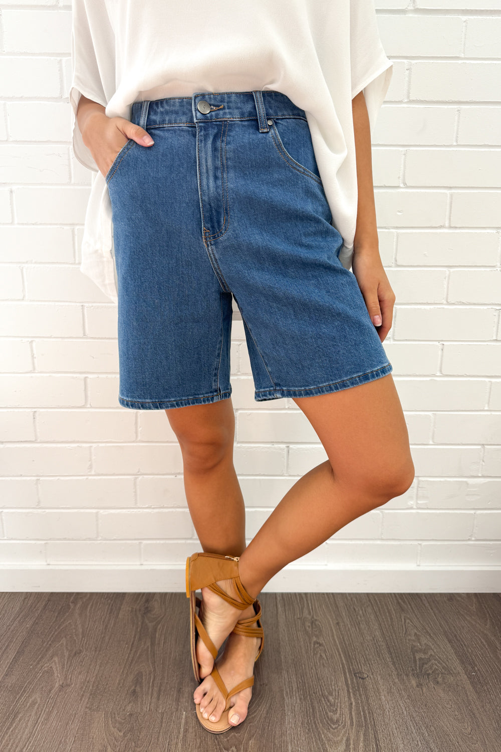 Monroe Shorts - Mid Denim